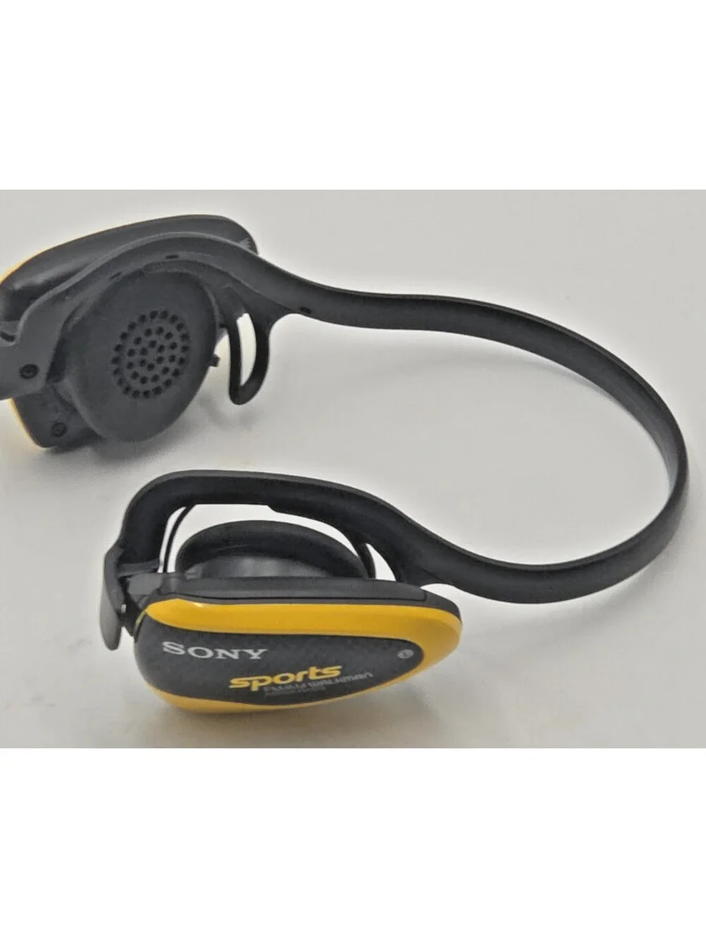 Vintage Sony Sports Walkman SRF-H5 AM/FM Radio Headphones Mega Bass Working